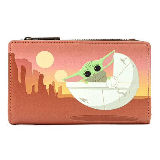 Wallet with Grogu or 'The Child' in the desert with the twin suns on a white background 